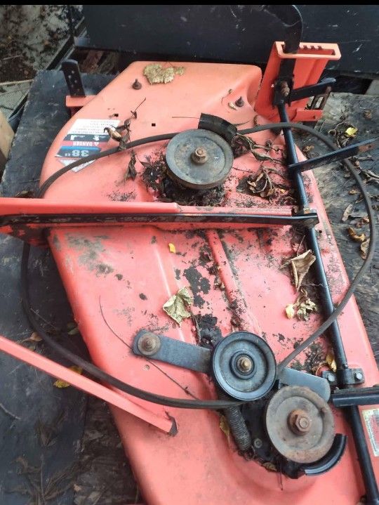 Riding mower decks 120$ each/bestoffer or trade.