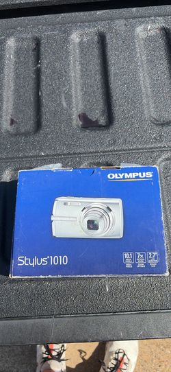 Olympus Stylus 1010 camera