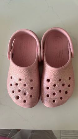 Crocs Classic Glitter Clogs Pink. Size C10