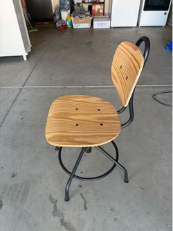 Desk chair