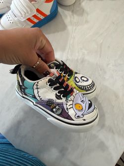 Toddler vans nightmare before xmas