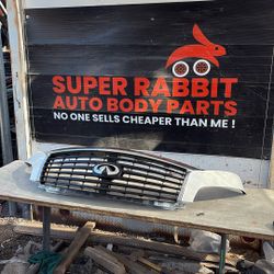 2011 QX56 QX80 Grille OEM 2014