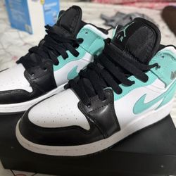 AIR JORDAN 1 MID (GS)