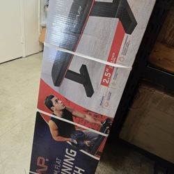 NEW Flat Training Bench (Still In Original Box)