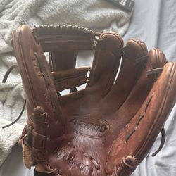 Wilson A2000 Infield Glove 