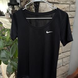 Ladies Nike Shirt 