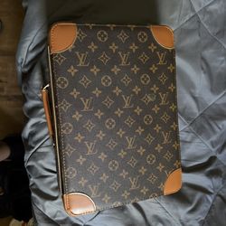 ❗️Clean LV JORDAN 1s ❗️