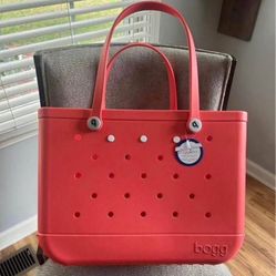 Large bogg Bag NWT