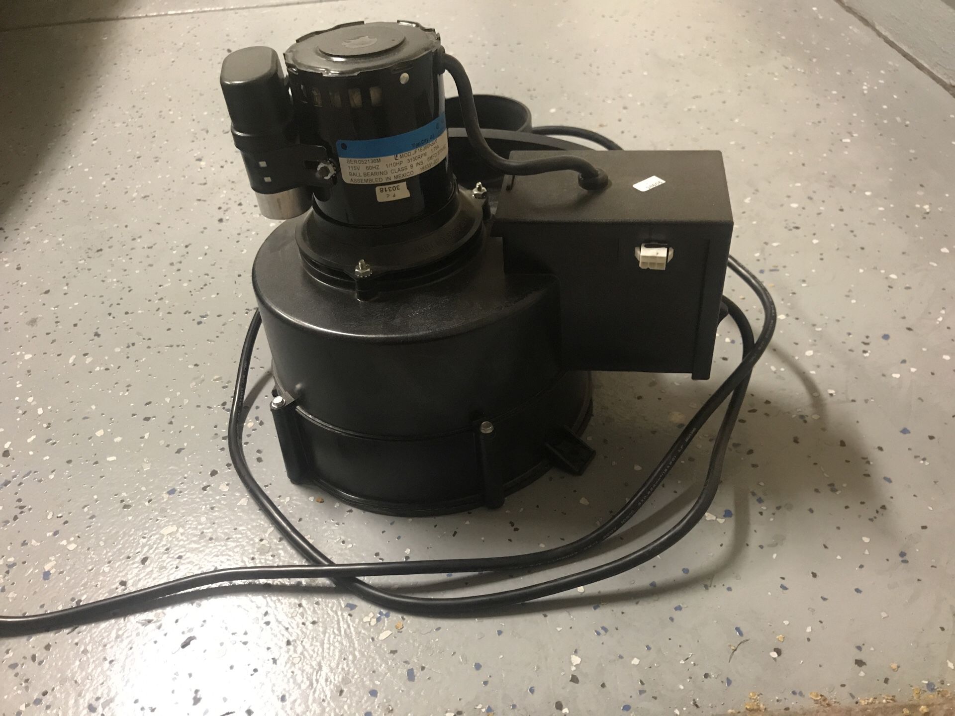 Water heater blower motor assembly