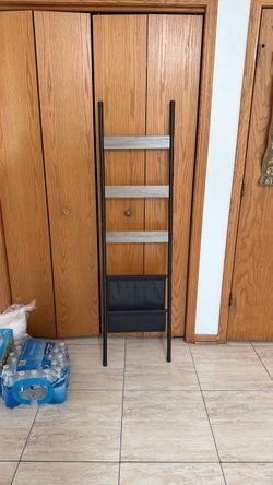 Blanket rack