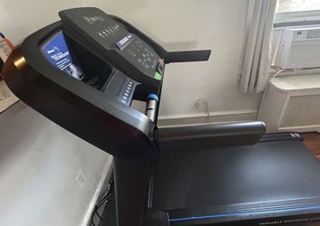 Horizon Treadmill