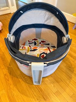 Playpen travel egg (with bug net)