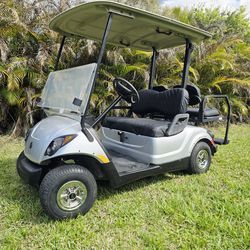 Yamaha GAS Golf Cart