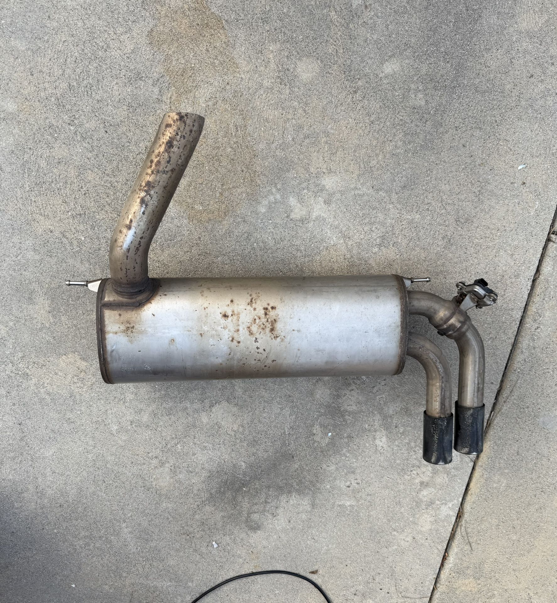 OEM 2014-2018 BMW Rear Exhaust Muffler Tips