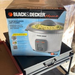 Brand New Black And Decker 6 Cup Rice Cooker And Steamer