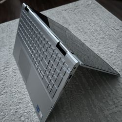  dell foldable laptop with i7