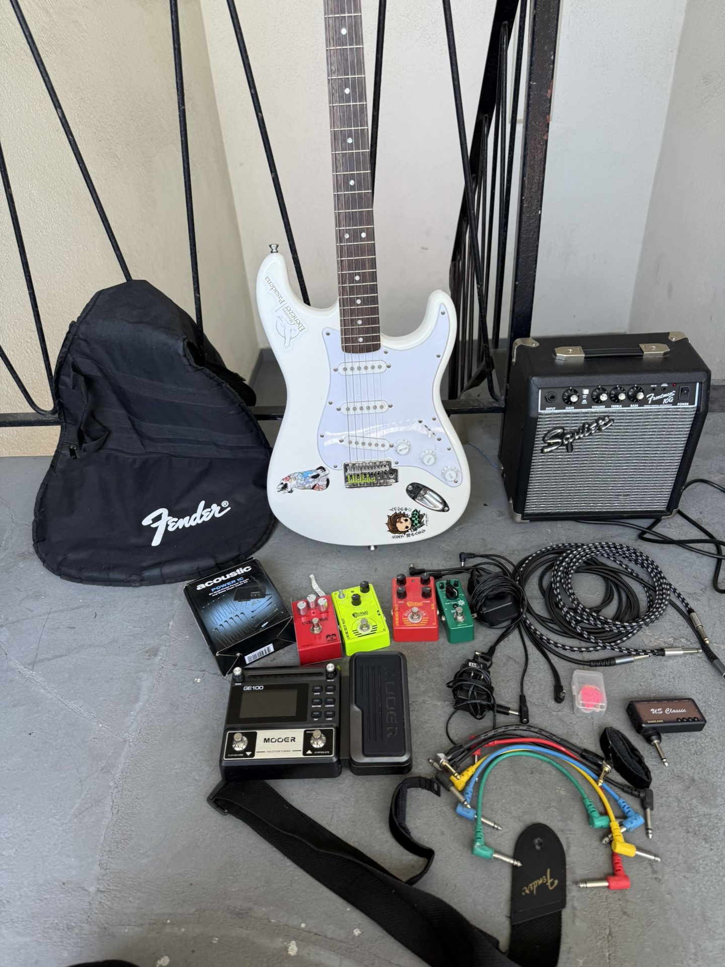 Selling My Squier Guitar + Amp + Pedals + Accessories – All for $350!