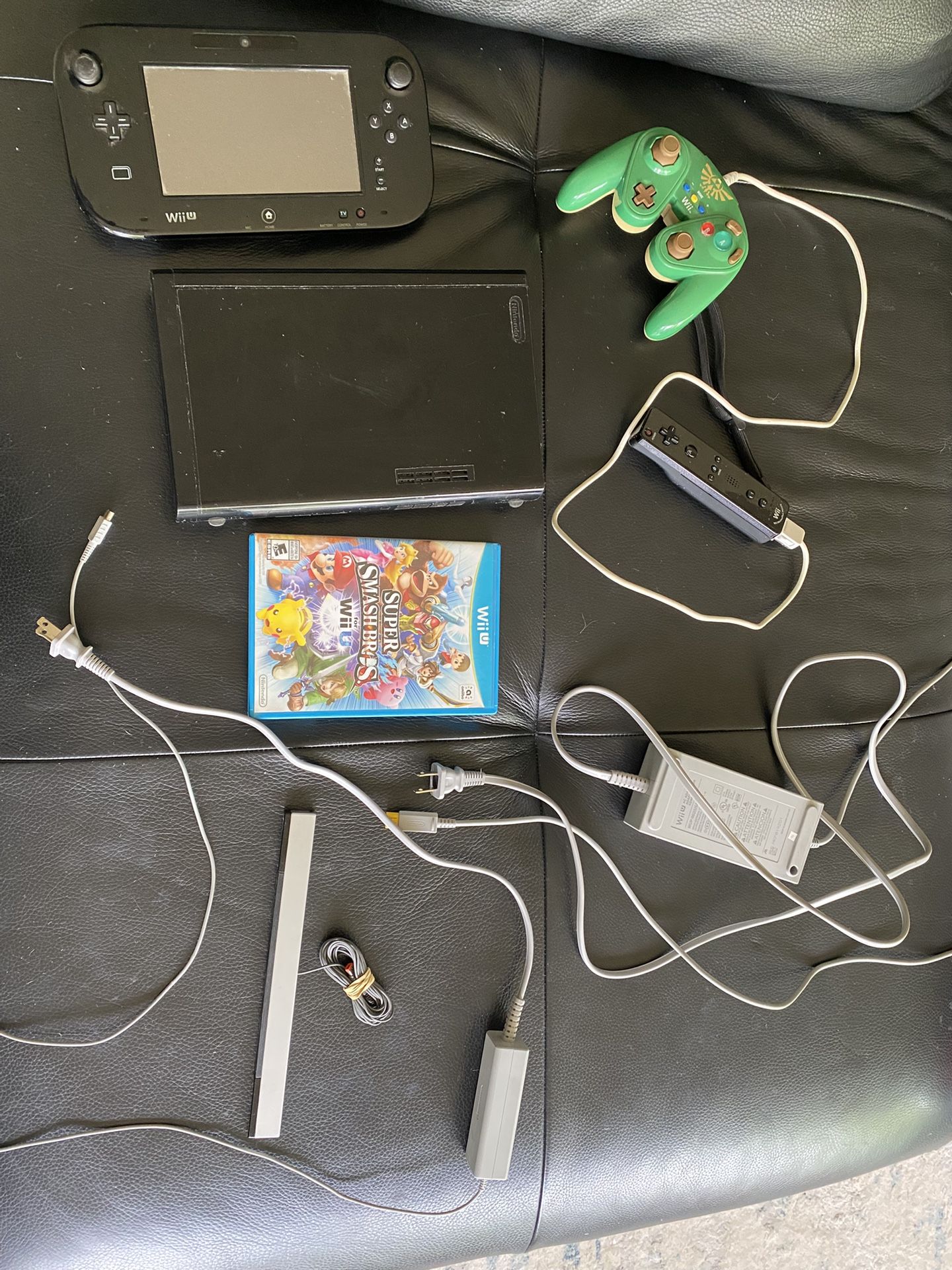 Wii U + Super Smash Bros + Accessories 