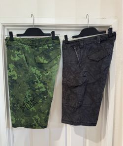 Pair Of Fox MTB Shorts Size (32)