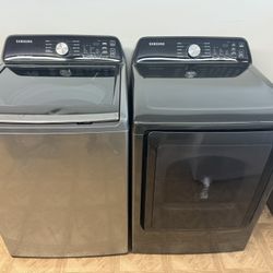 SAMSUNG WASHER AND DRYER SET. 