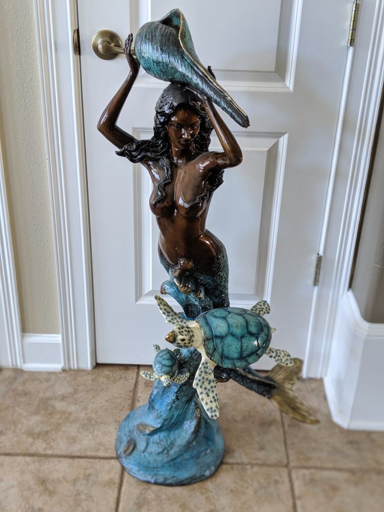Bronze mermaid fountain statue