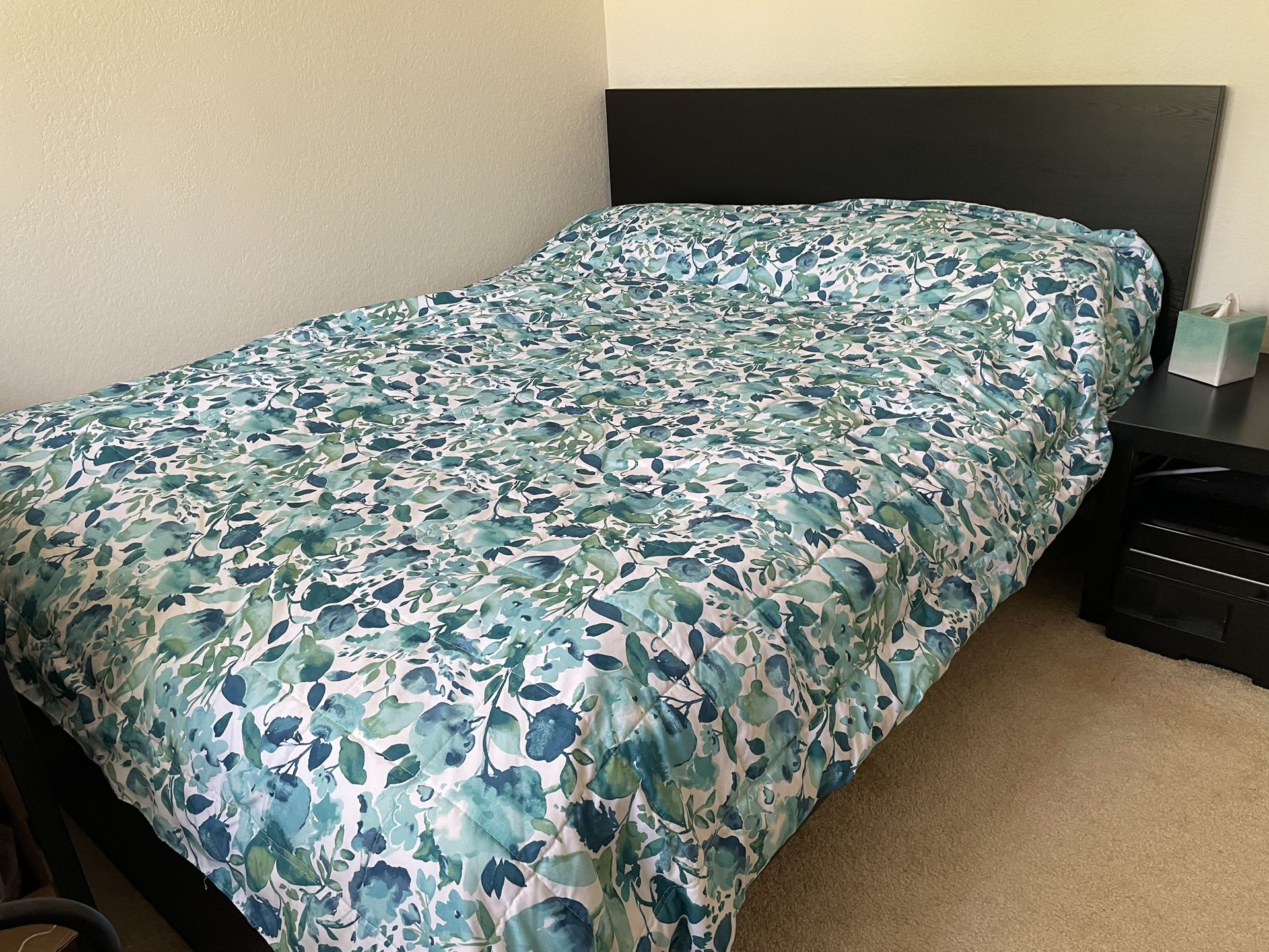 Queen Bed with Frame + Mattress – Gently Used