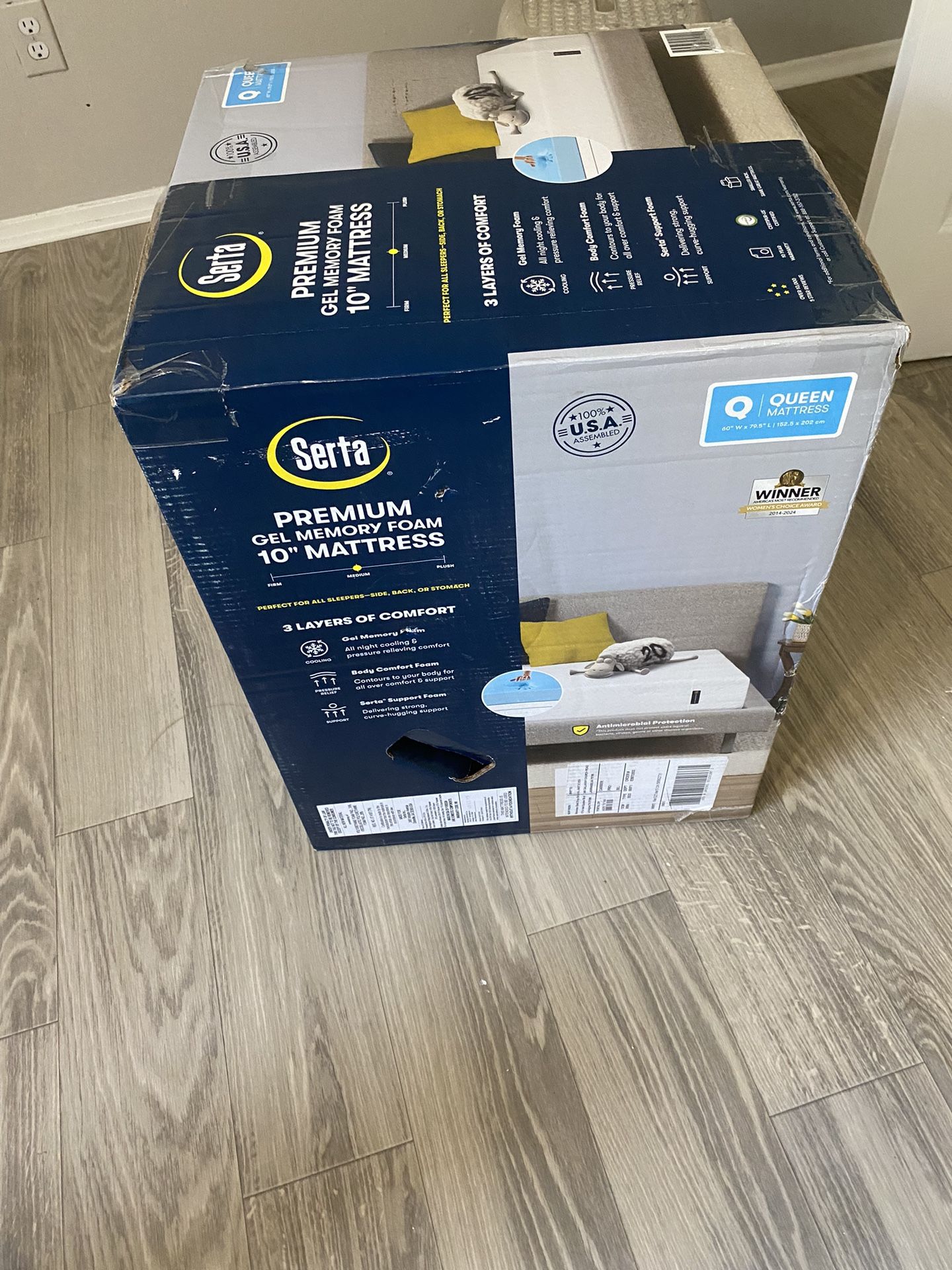 Serta 10 inch Memory Foam Mattress 