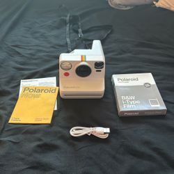 Polaroid Now Camera
