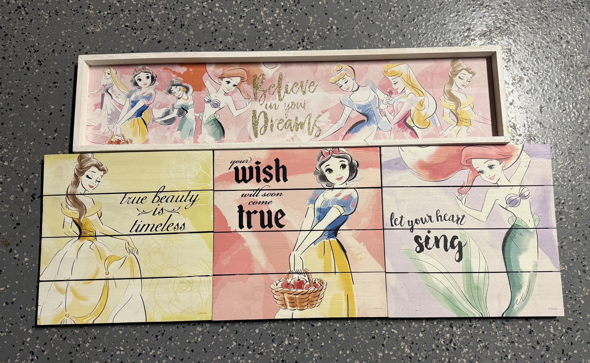 Disney Signs