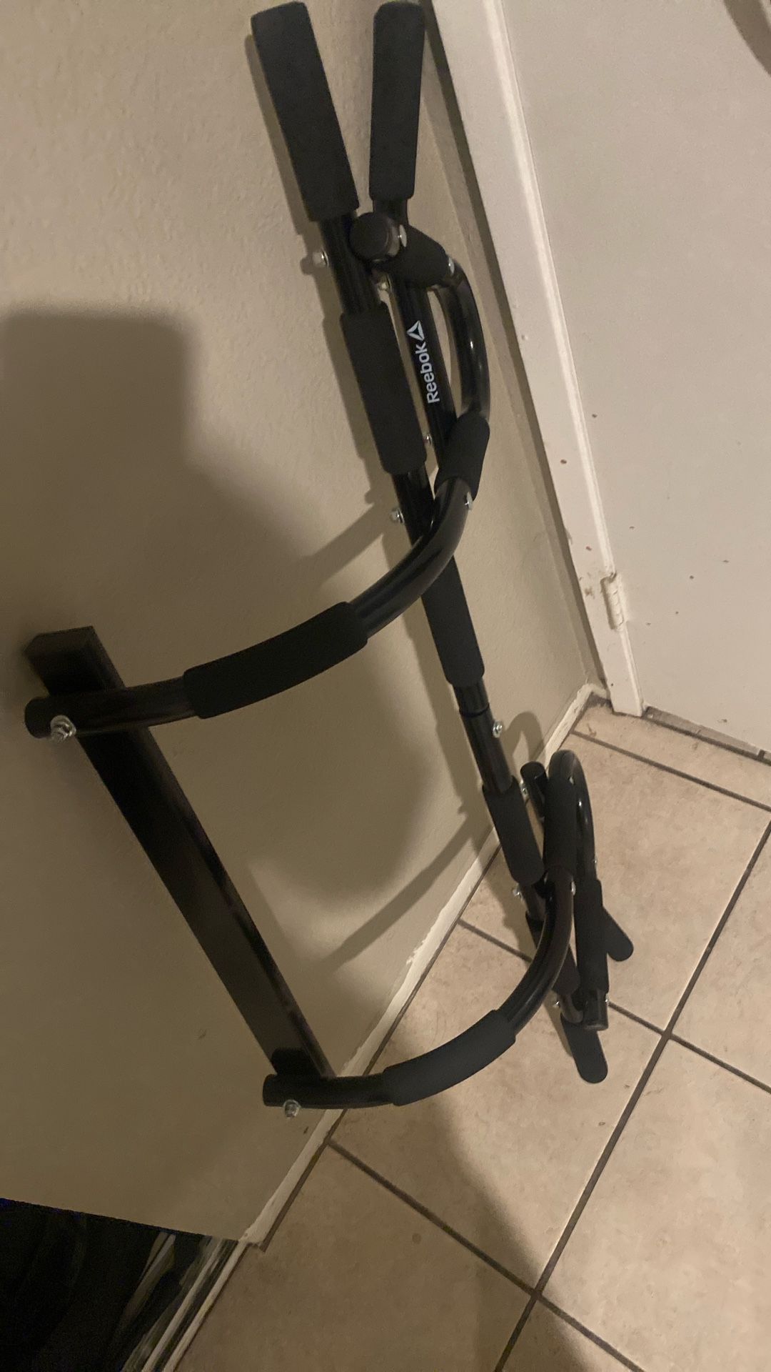 Pull Up Bar