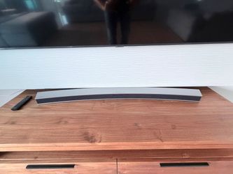 Samsung Curved Soundbar HW-J6501R with Wireless Subwoofer