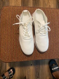 Men shoes size 11