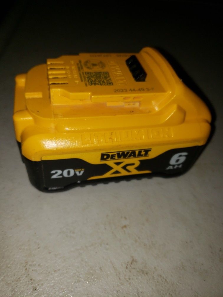 Dewalt Batería 6AH XR Grande Y Fuerte 20 V