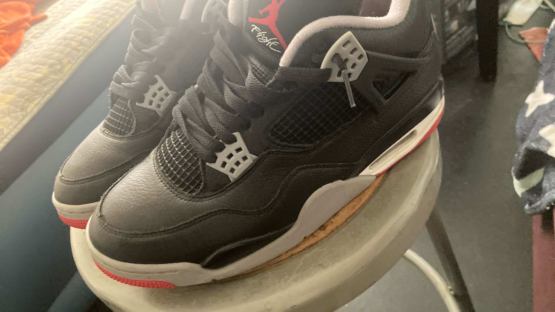 Jordan 4s