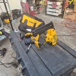 DEWALT
20V MAX XR Lithium-Ion 2-1/8 in. 18-Gauge Electric Cordless Brad Nailer Kit w/ 2.0Ah Battery, Charger STORE PRICE 485.5$