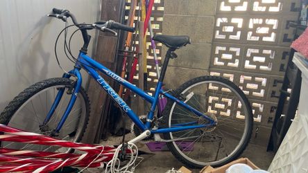 80c Sport Bike