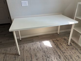 Work Desk