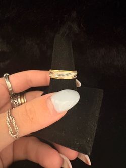 14k mixed gold men’s wedding band