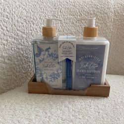 Maison de Base set: hand soap and lotion set