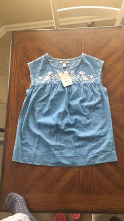 Cute Bass Women embroidery top