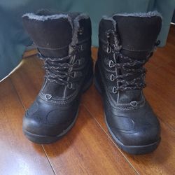 The North Face Women's Black Snow Boots Size 6