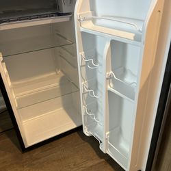 Personal Refrigerator 