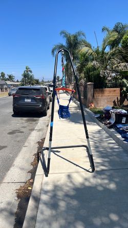 Freestanding Frame