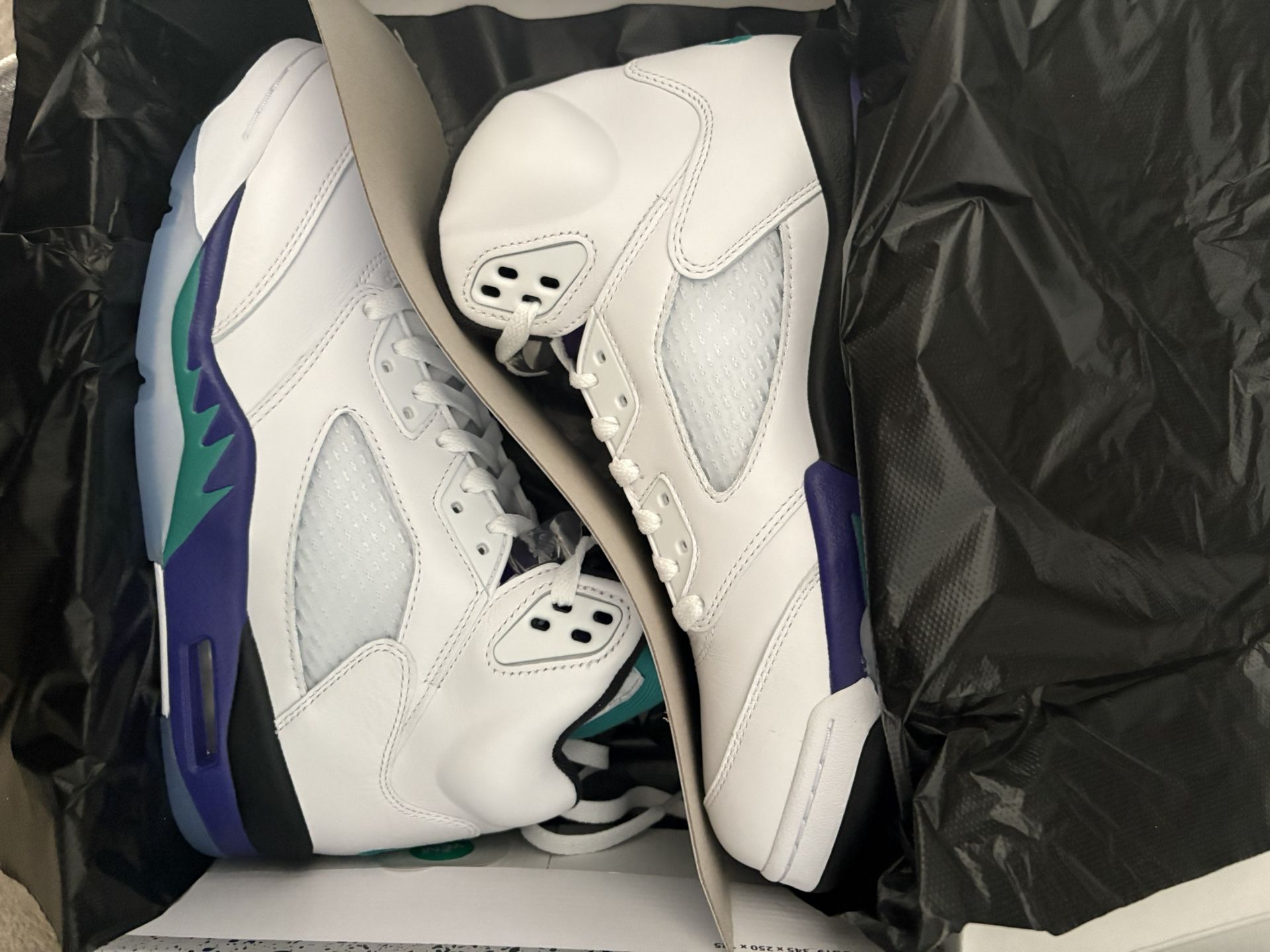 Air Jordan 5 Grape