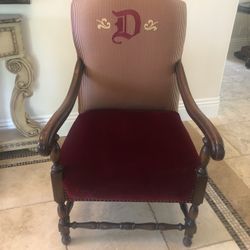 Antique Gentlemen’s Chair