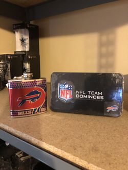 Buffalo Bills 6 oz stainless steel flask and double six dominoes