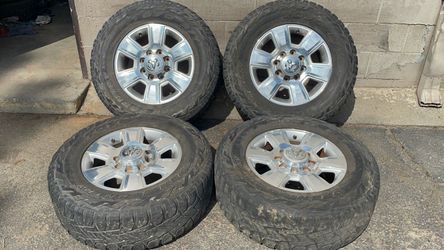 Four 18 inch Dodge Ram Longhorn Factory Aluminum Wheels 8x6.5