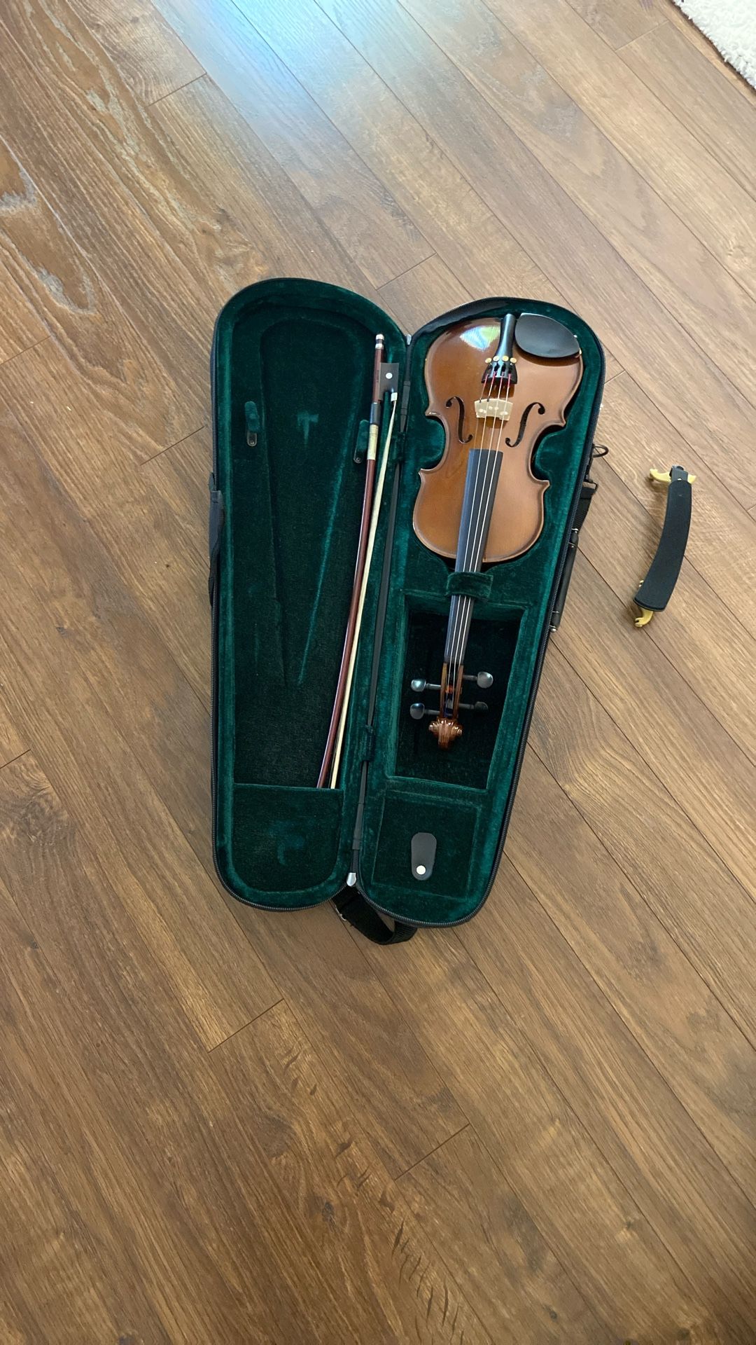 Violin 1/4 Size and Shoulder Rest