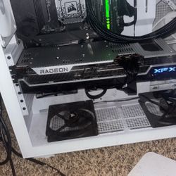  AMD Radeon™ RX 7900 XTX Black Edition