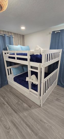 Silid Wood, White BUNCK BED Full Over Full, And A Twin Trundle